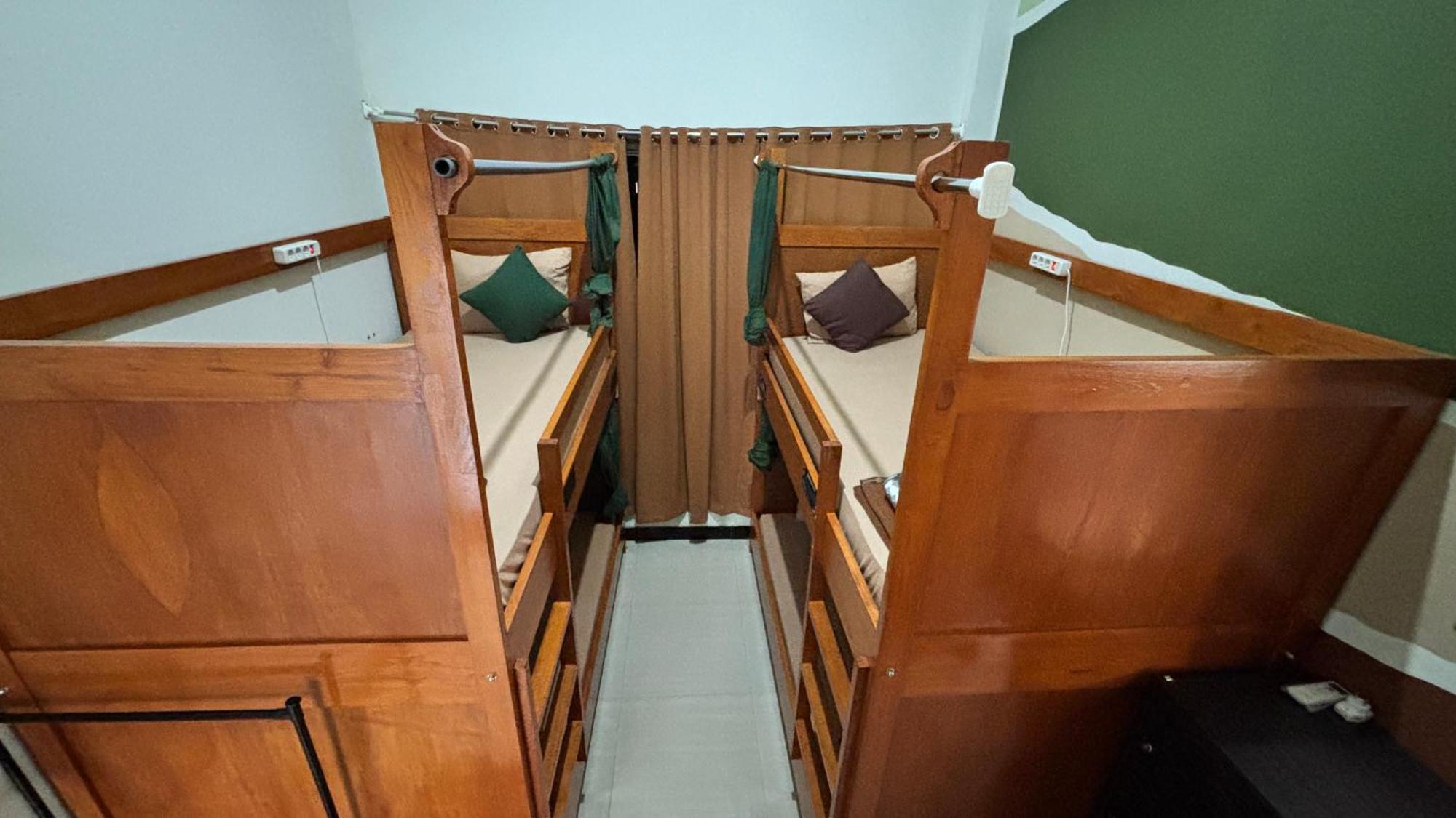 Zzz Hostel Маланг Экстерьер фото